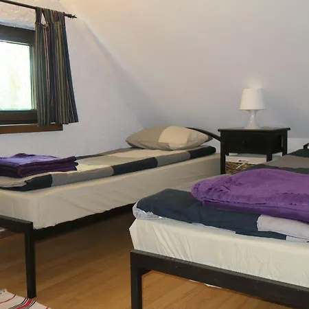 Domek letniskowy Osada Pod Czerwonym Dębem *