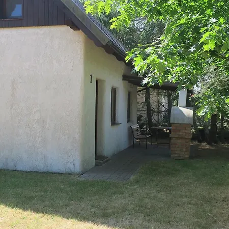 Osada Pod Czerwonym Debem - Czarny Mlyn