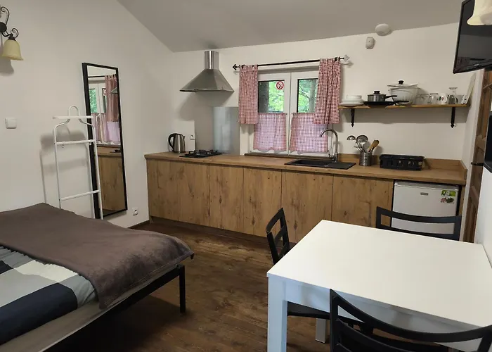 Chata Osada Pod Czerwonym Debem - Czarny Mlyn *