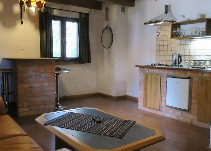 Osada Pod Czerwonym Debem - Czarny Mlyn *