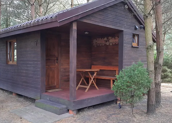 Osada Pod Czerwonym Debem - Czarny Mlyn Chata Jastrzębia Góra