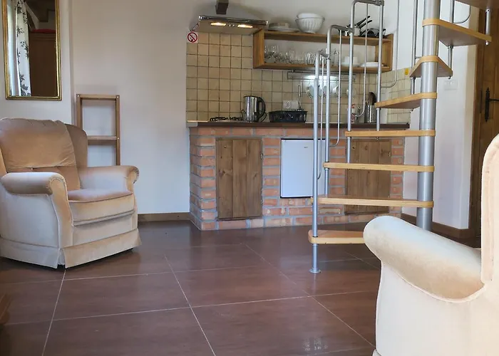 Jaktstuga Osada Pod Czerwonym Debem - Czarny Mlyn