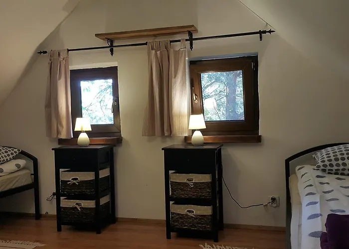 Osada Pod Czerwonym Debem - Czarny Mlyn