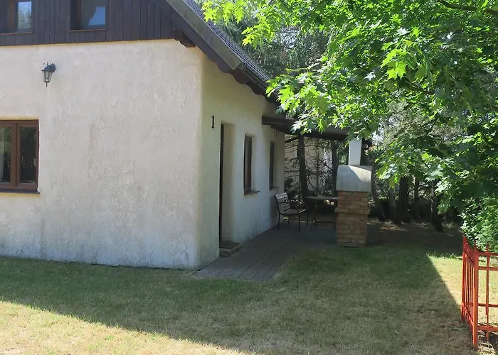 Osada Pod Czerwonym Debem - Czarny Mlyn